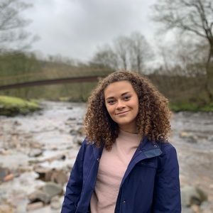 Meet your Posher, Genna